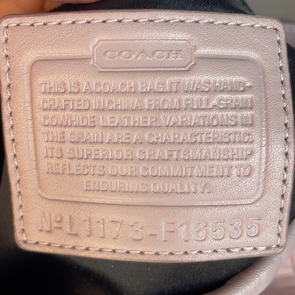 Coach hobo purse - Picture 5 of 7